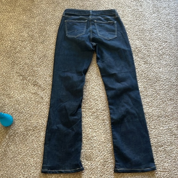 Woman’s dark was Silver Jeans - Picture 2 of 4